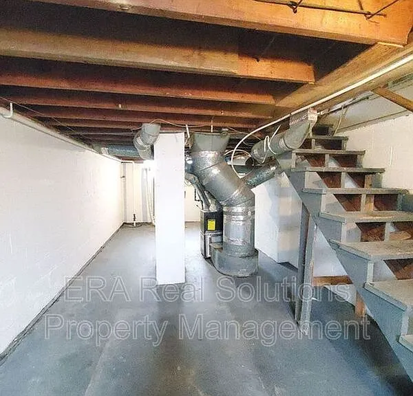 1460 Oakwood Ave — Photo 12