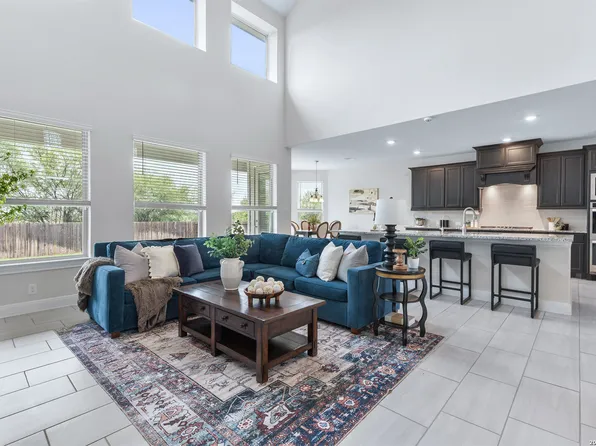 309 Valiant Valley, Cibolo, TX 78108