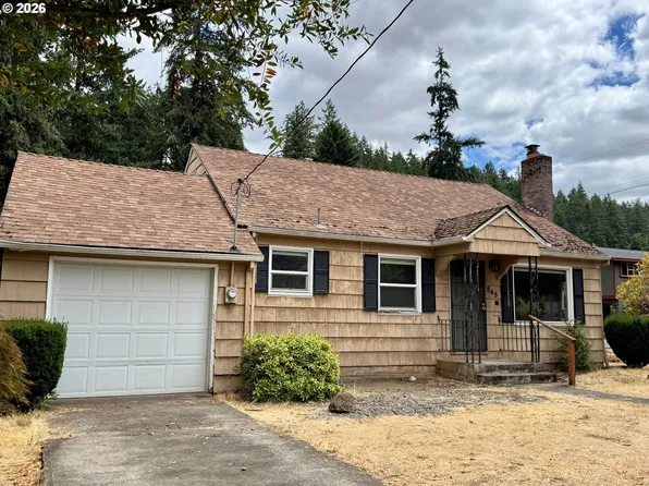 845 S Water St, Silverton, OR 97381