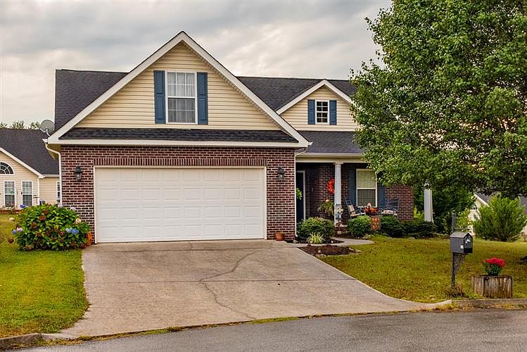 1st image of 7021 Legend Oaks Ln
