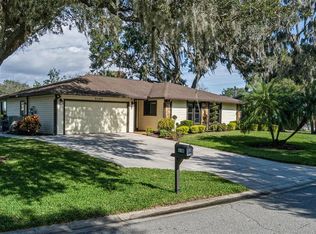 8108 Lake Dr, Palmetto, FL 34221
