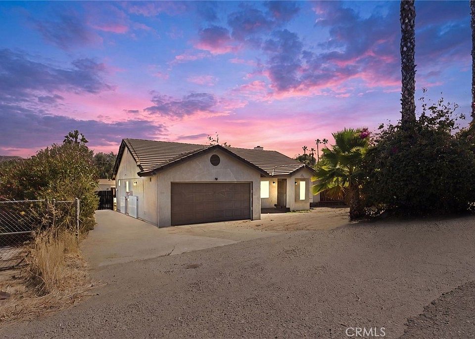 1st image of 23745 Casa Bonita Ave