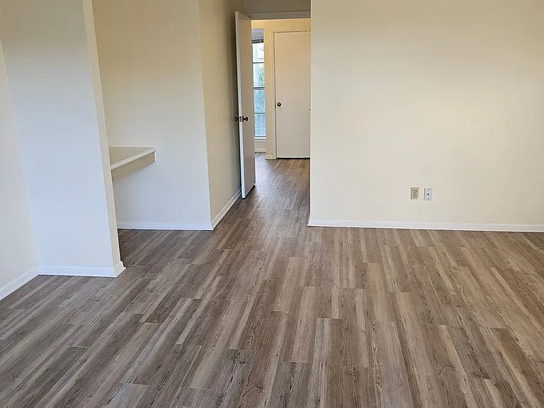 59 Knollwood Cir — Photo 27