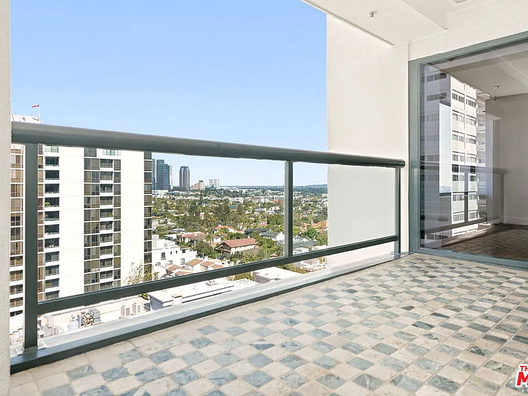 10724 Wilshire Blvd #1104 — Photo 10