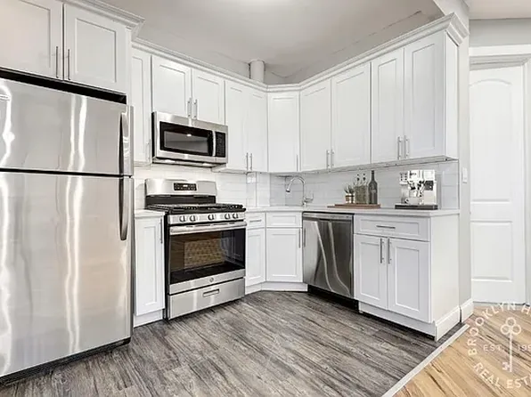 546 Chauncey Street image 3 of 9