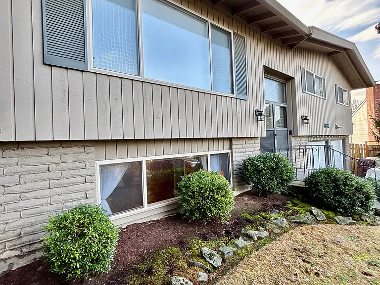 4805 NW 187th Ave — Photo 30