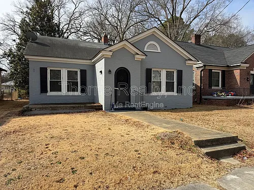 821 Marigold St Photo 1