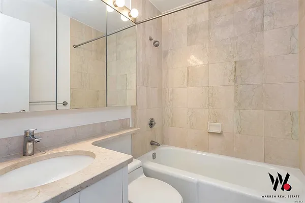 Rented by Highline Residential | media 23