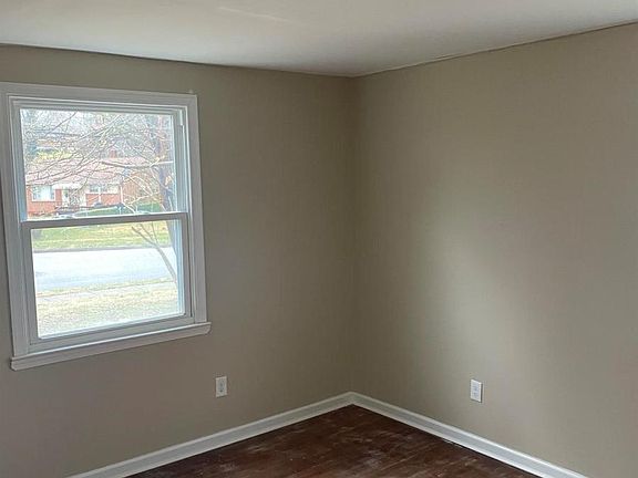5th image of 1107 Forest Park Blvd NW #1107