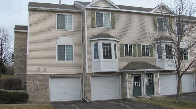 1st image of 2972 Village Ct
