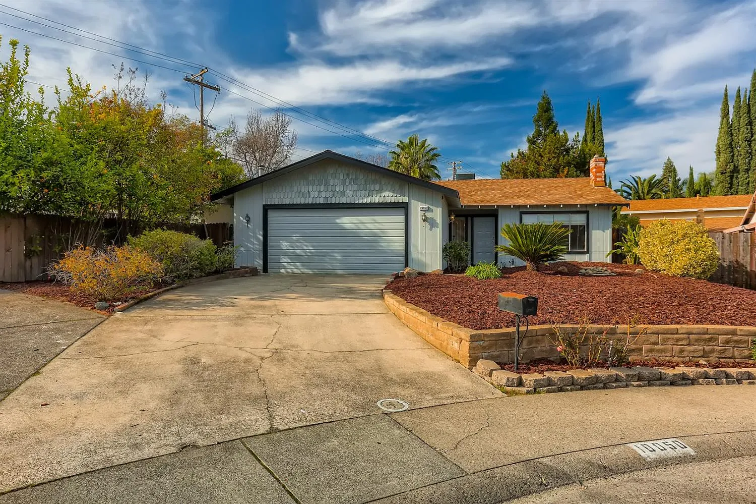 10050 Kern River Ct photo 1