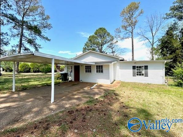4013 Patty Ann Dr SW, Huntsville, AL 35805