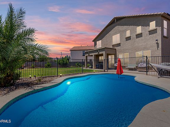 3rd image of 15459 W MONTEROSA Street