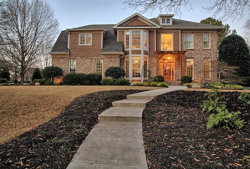 1st image of 185 Hamilton Way