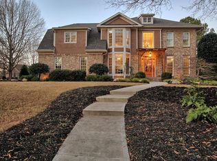 185 Hamilton Way, Roswell, GA 30075