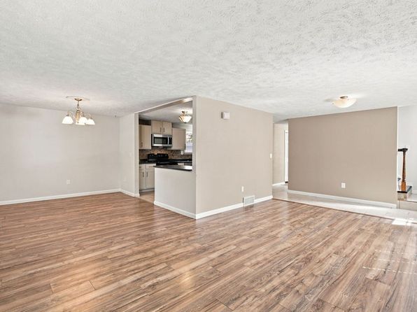2013 Devonshire Dr