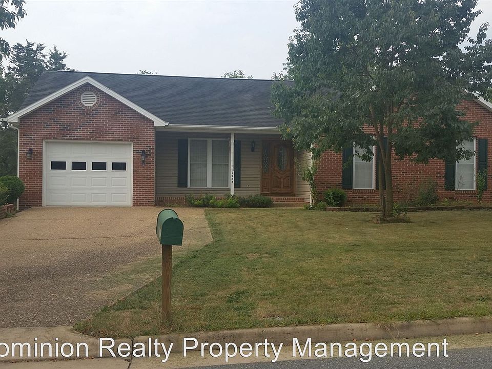 1st image of 1735 Park Lawn Dr