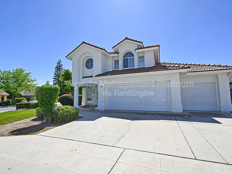 2233 E Christopher Dr — Photo 16