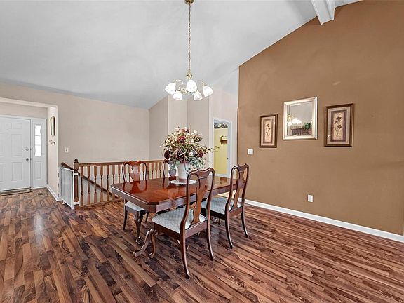 3rd image of 407 Linda Marie Dr #11B
