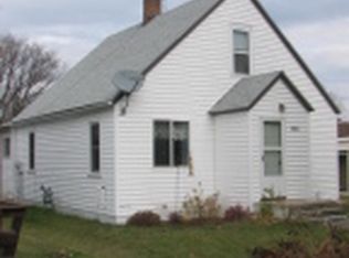 305 2nd Ave SW, Clearbrook, MN 56634