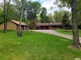 22771 Grosenbach Rd, Washington, IL 61571