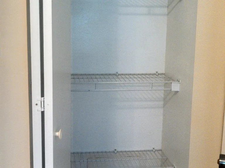 Evergreen Manor — Photo 6