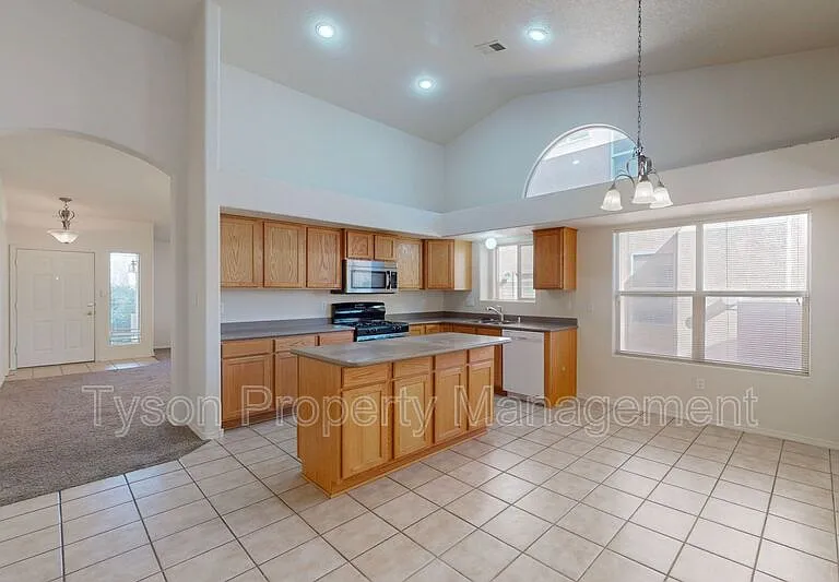 8028 Pony Hills Pl NW — Photo 9