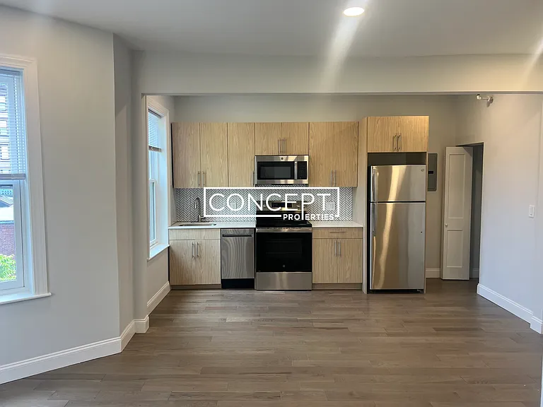 379 Commonwealth Ave #9CP — Photo 2
