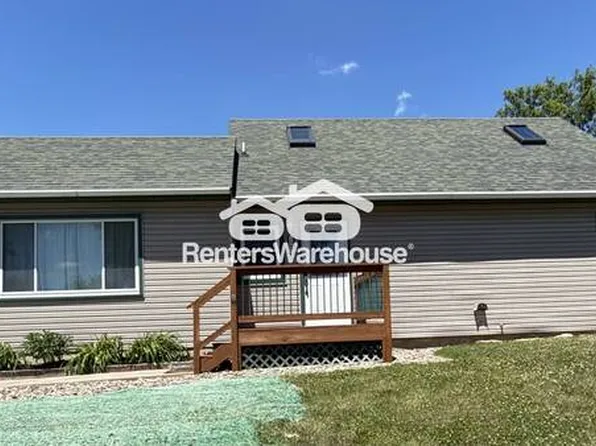 2907 Knollwood Dr SE, Rochester, MN 55904