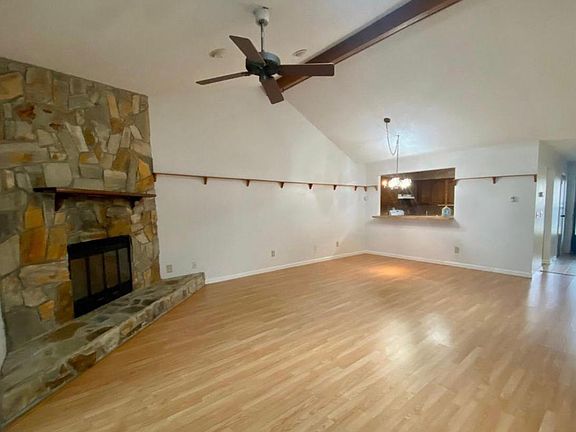 4th image of 2147 Derringer Cir E
