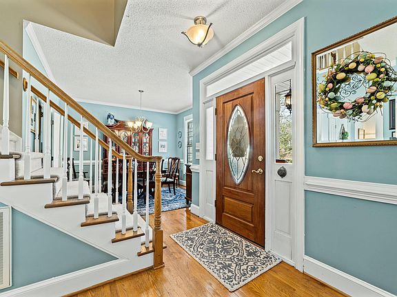 5th image of 3344 Tamara Ln