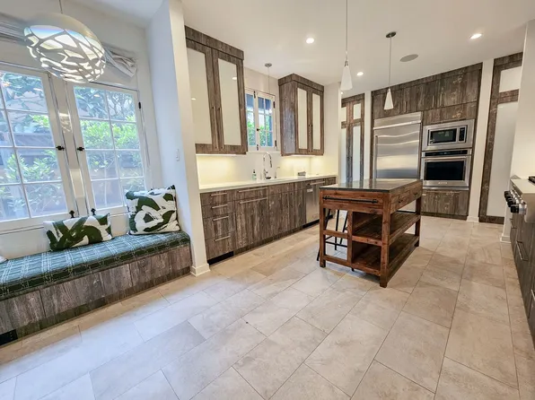 6357 W 6th St #A, Los Angeles, CA 90048