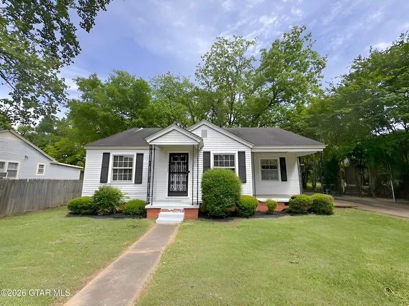 1022 Poplar St, Grenada, MS 38901