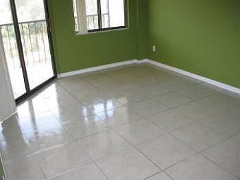 2nd image of 1743 Golfview Dr