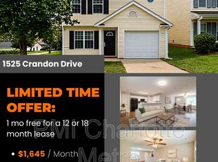 1525 Crandon Dr, Charlotte, NC 28216
