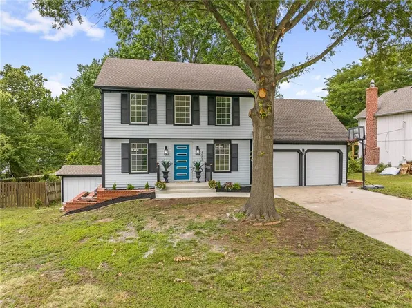 4908 Ballentine St, Shawnee, KS 66203
