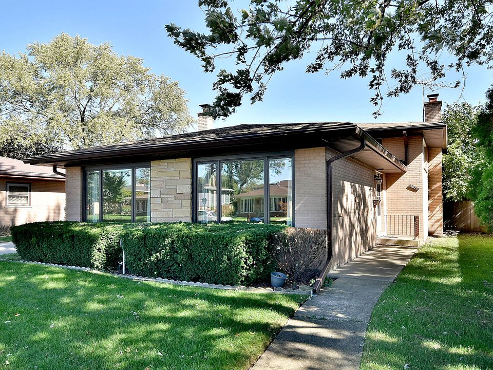 1st image of 2073 Plainfield Dr