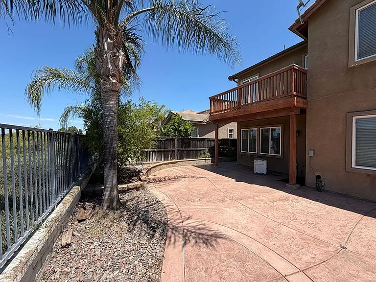 46263 Drymen Ave — Photo 33