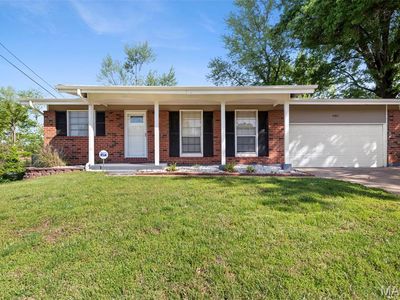 4483 Remus Dr, Florissant, MO, 63033