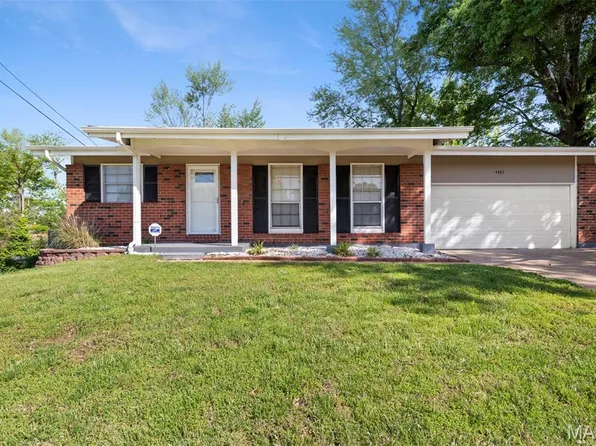 4483 Remus Dr, Florissant, MO 63033