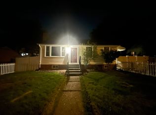 10017 Montauk Ave, Bethesda, MD 20817