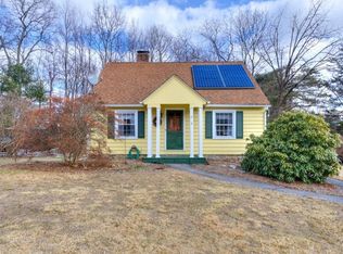 4 Bjorklund Ave, Worcester, MA 01605