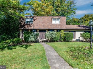 37 Ironstone Dr, Reading, PA 19606