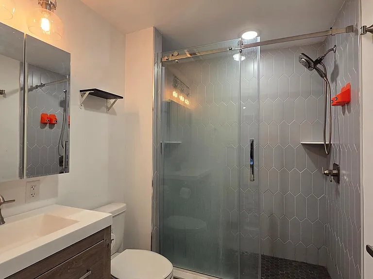 417 W Berks St #1 — Photo 11