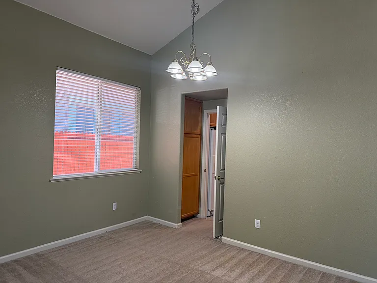 4309 Dalehurst Ln — Photo 4