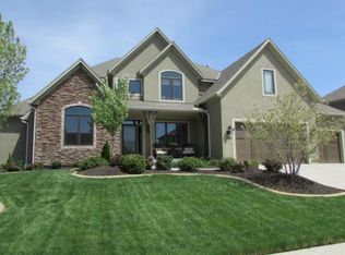 12326 W 164th Ter, Overland Park, KS 66062