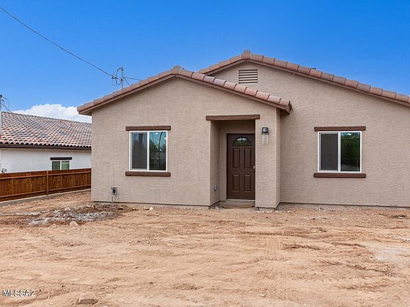 2nd image of 1230 S San Felipe Dr