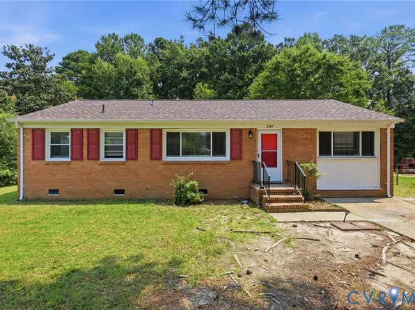 2587 Pinehurst Dr, Petersburg, VA 23805