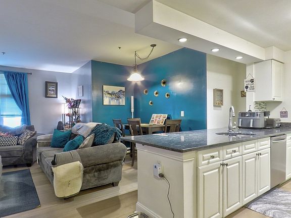 3rd image of 501 Commerce Dr Unit 3111