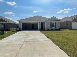 212 Silo Ln, Byhalia, MS 38611